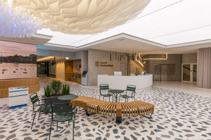 A remodelled customer service hall for Luzerner Kantonalbank (LUKB) | Office facilities | DOBAS AG